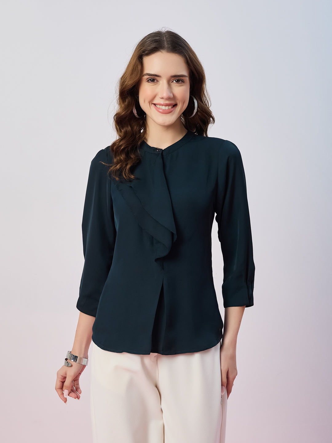 Latin Quarters Women's Green Solid 3/4th Sleeves Mandarin Neck Casual Top