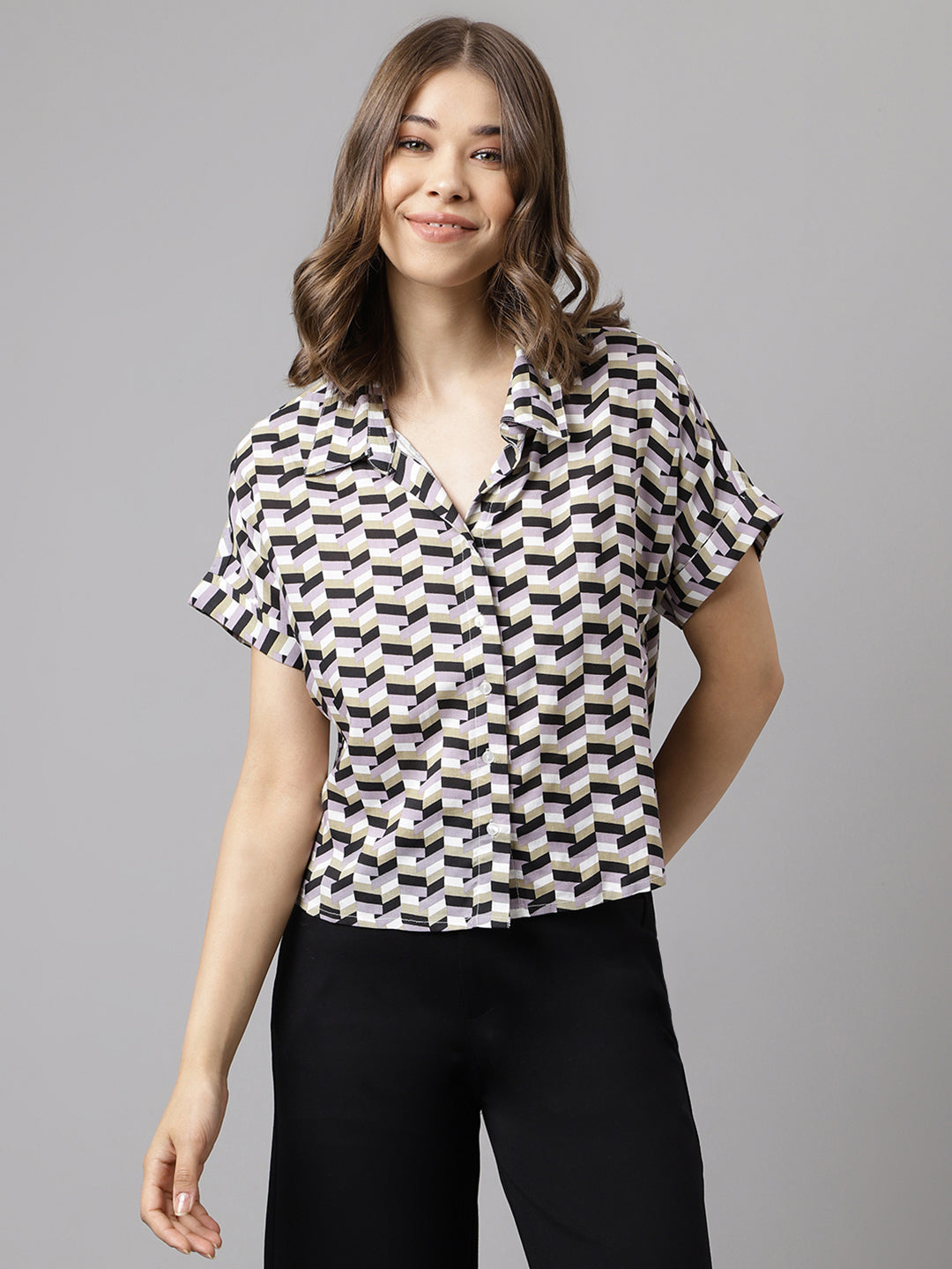 Latin Quarters Women Lilac Printed Short Sleeve Casual Shirt
