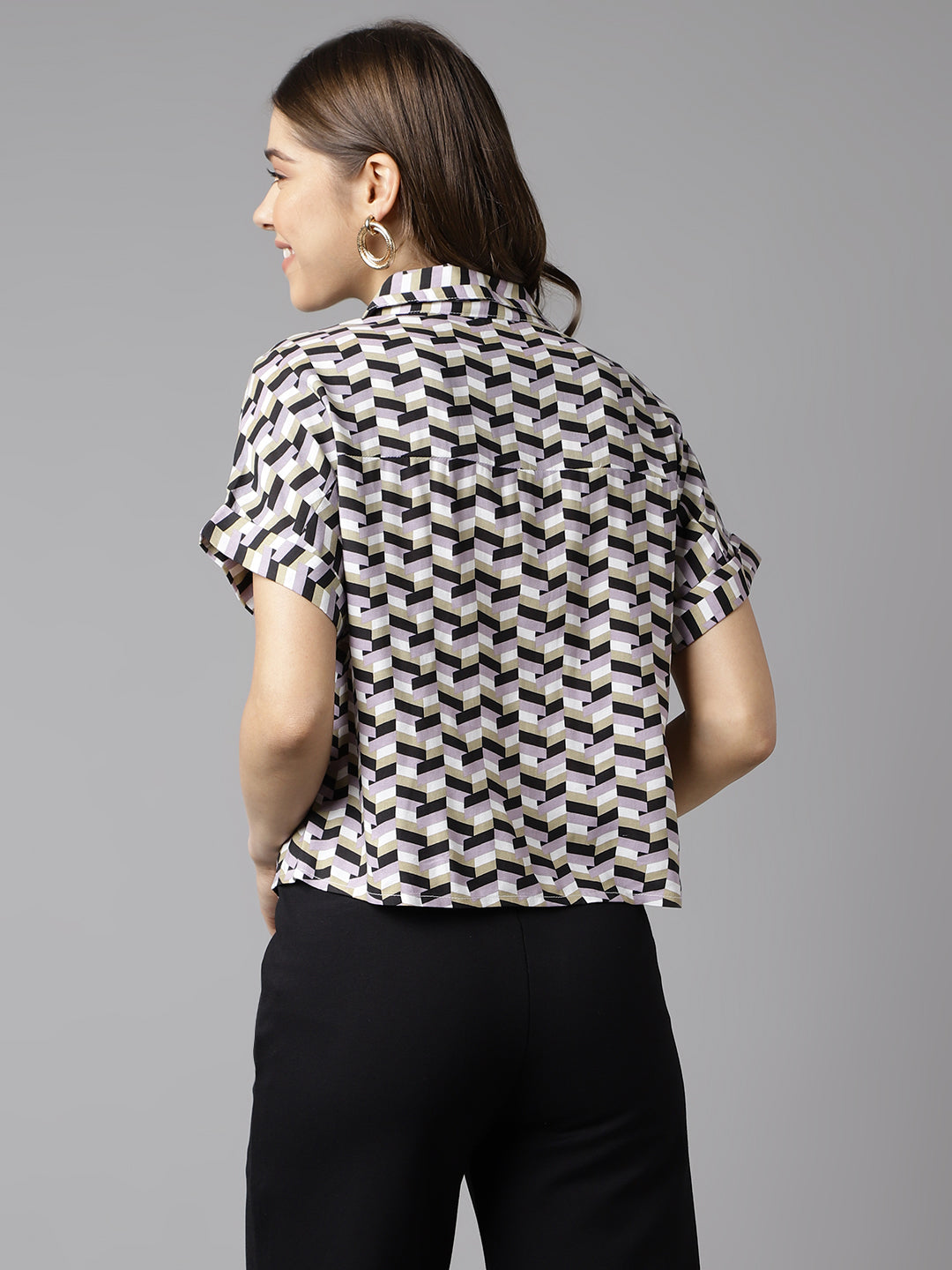 Latin Quarters Women Lilac Printed Short Sleeve Casual Shirt