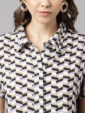 Latin Quarters Women Lilac Printed Short Sleeve Casual Shirt