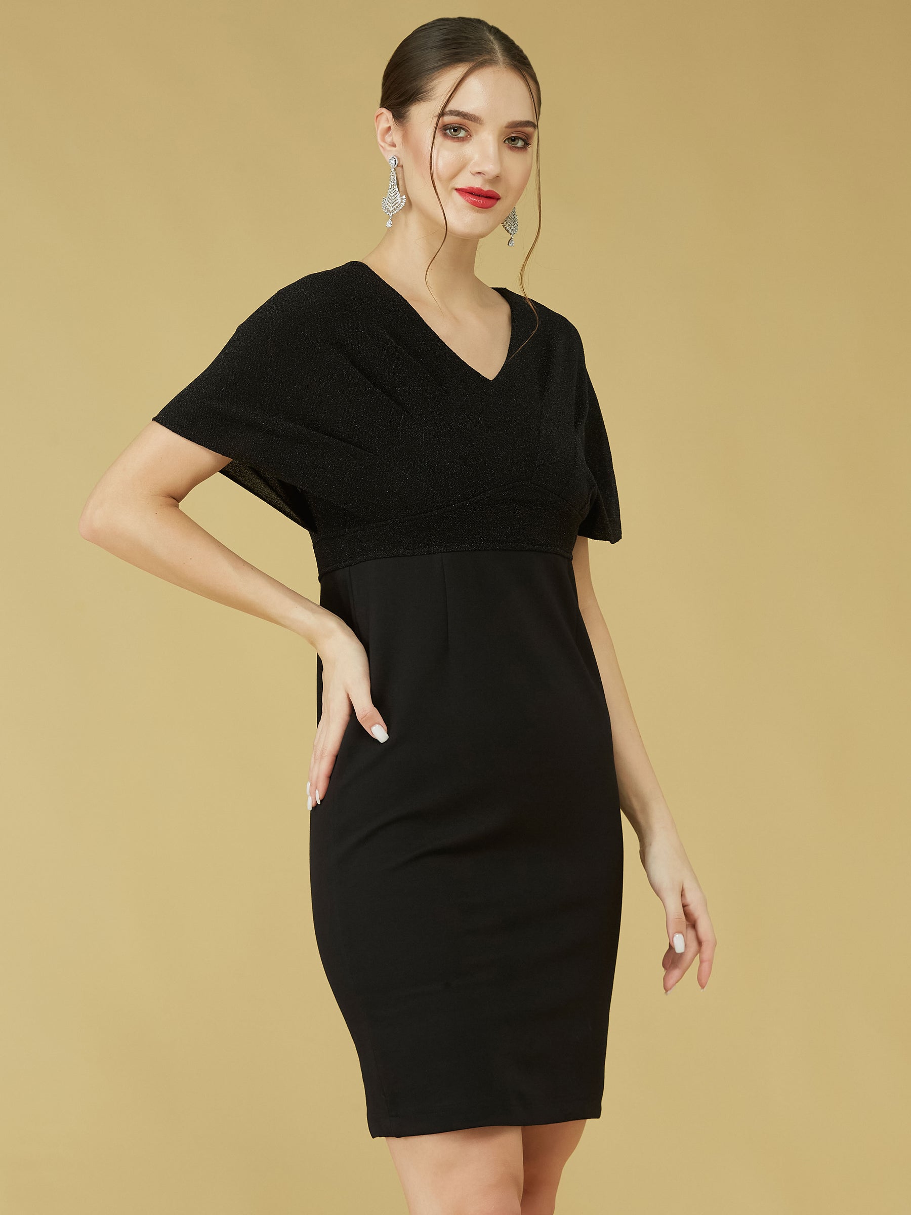 Black HalfSleeve Solid Dress