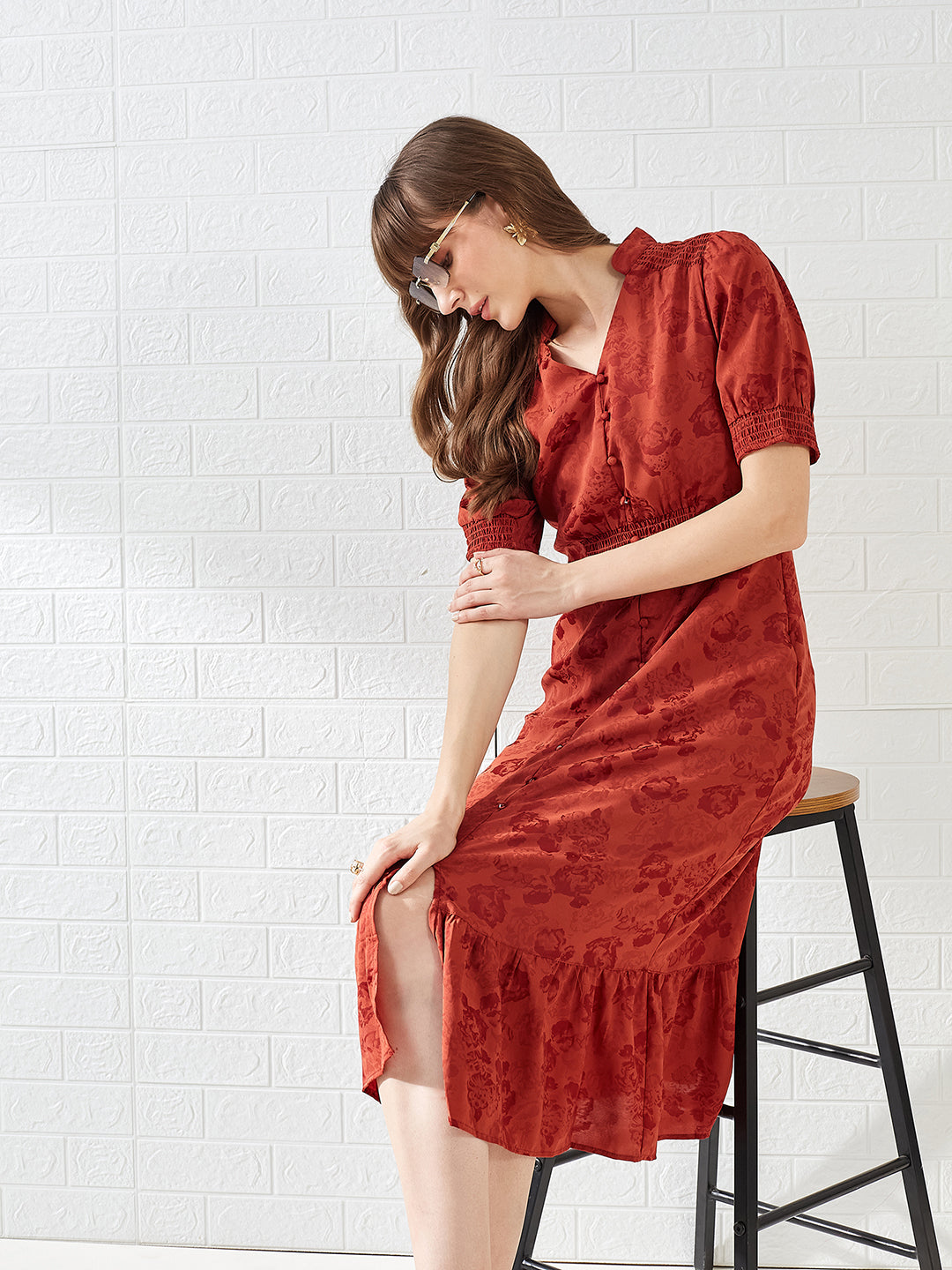 Latin Quarters Women's Red Half Sleeves Mandarin Collar Self Design Casual Midi Dress