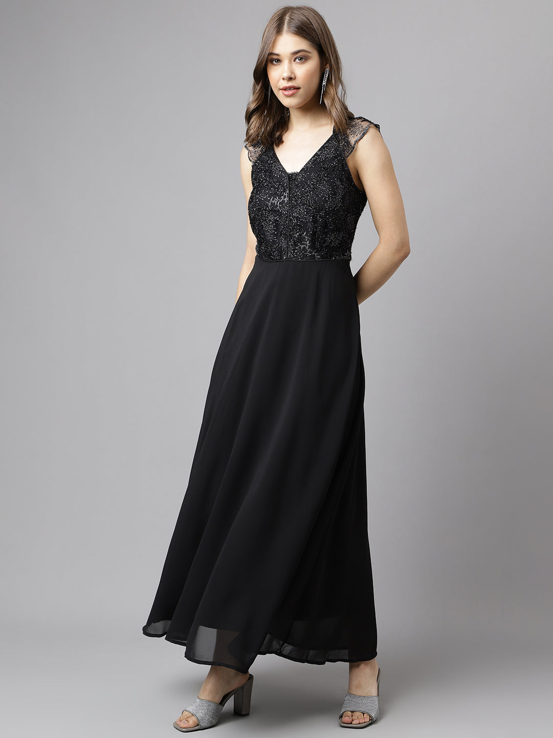 Black Cap Sleeve Solid Sequin Dress