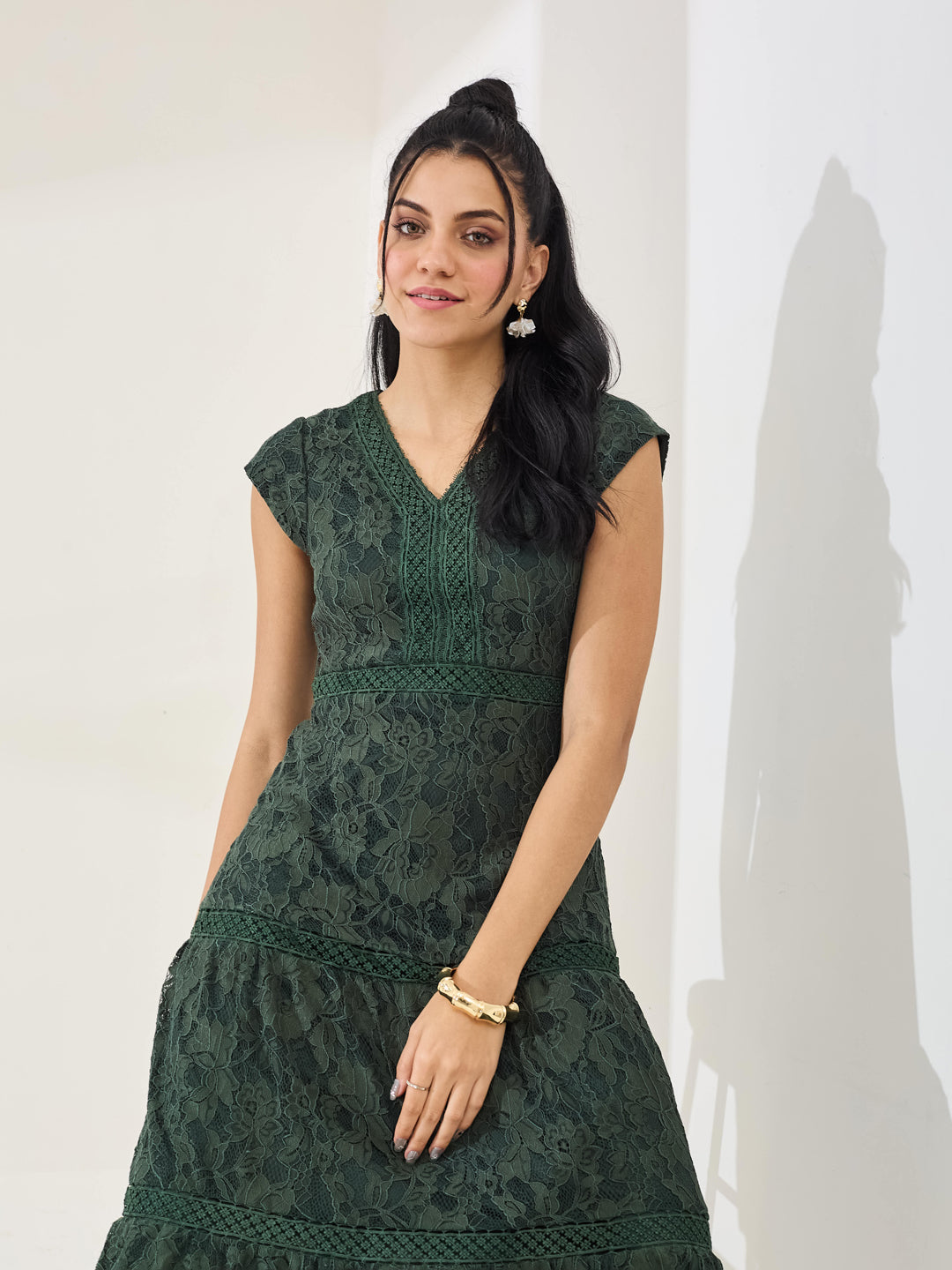 Latin Quarters Women's Green Cap Sleeves V-Neck Casual Fit & Flared Dress