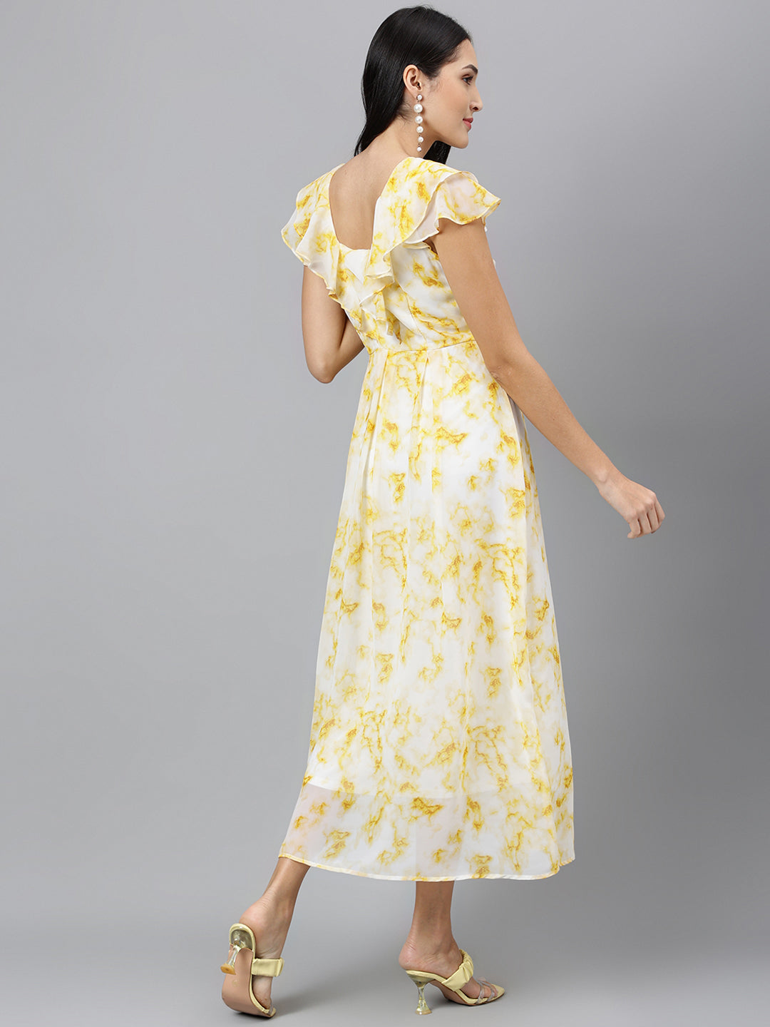 Yellow Short Sleeves Square Neck Dyed Maxi Dress For Casual Wear