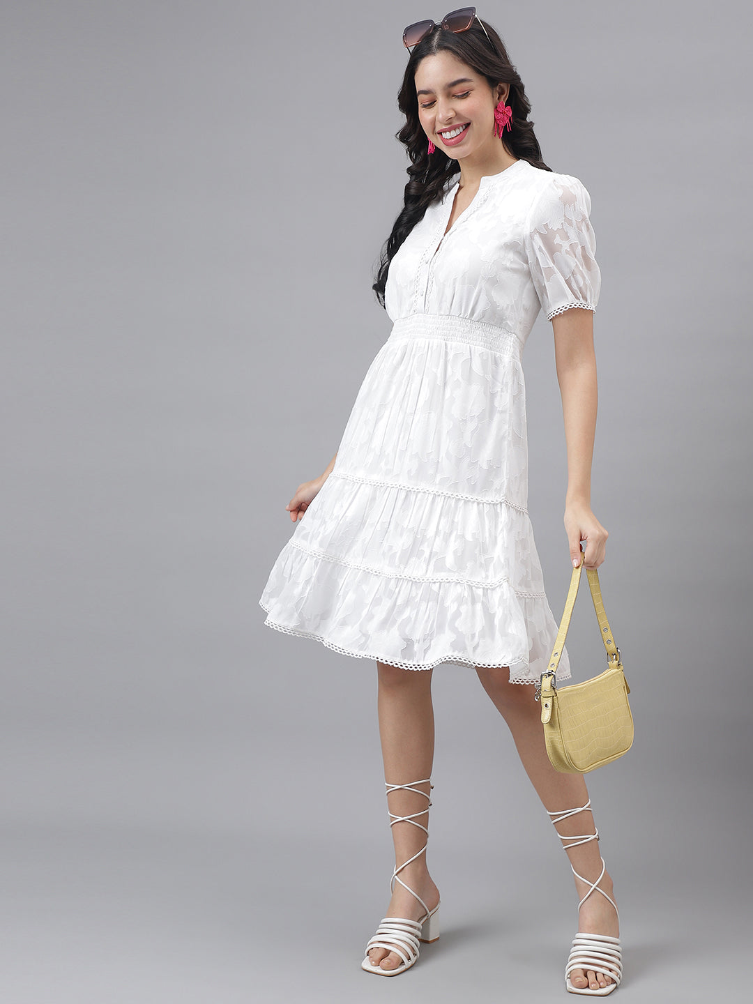 White Short Sleeves Mandarin Collar Solid Knee Length Dress For Casual Wear