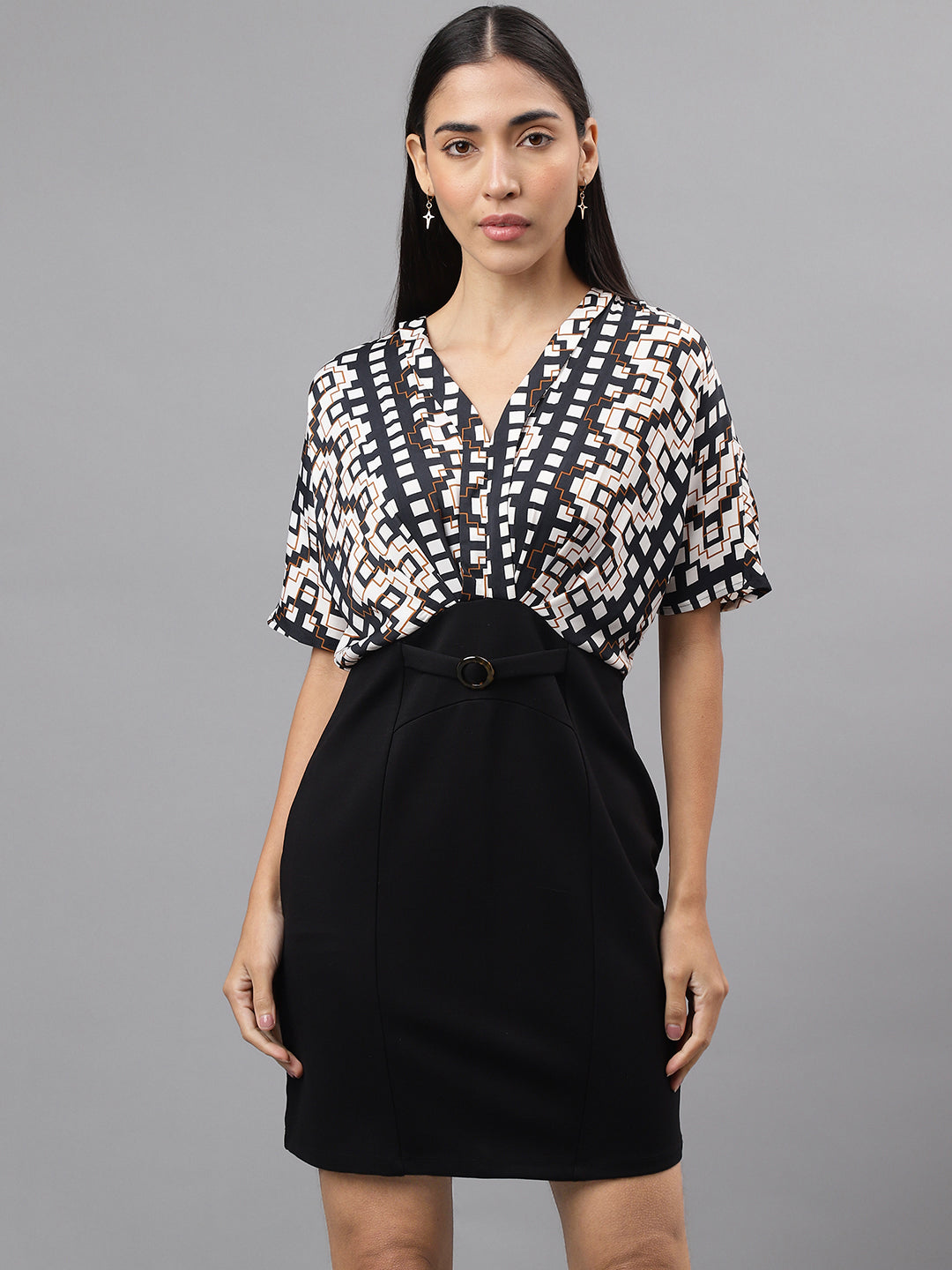 Black Half Sleeve V-Neck Printed 2 Fir 1 Dress