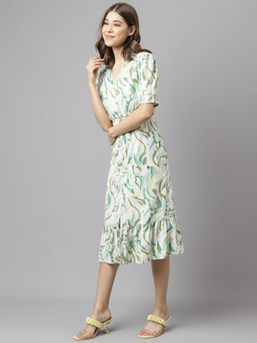 Latin Quarters Women's Green Half Sleeve Printed V-Neck Casual Dress