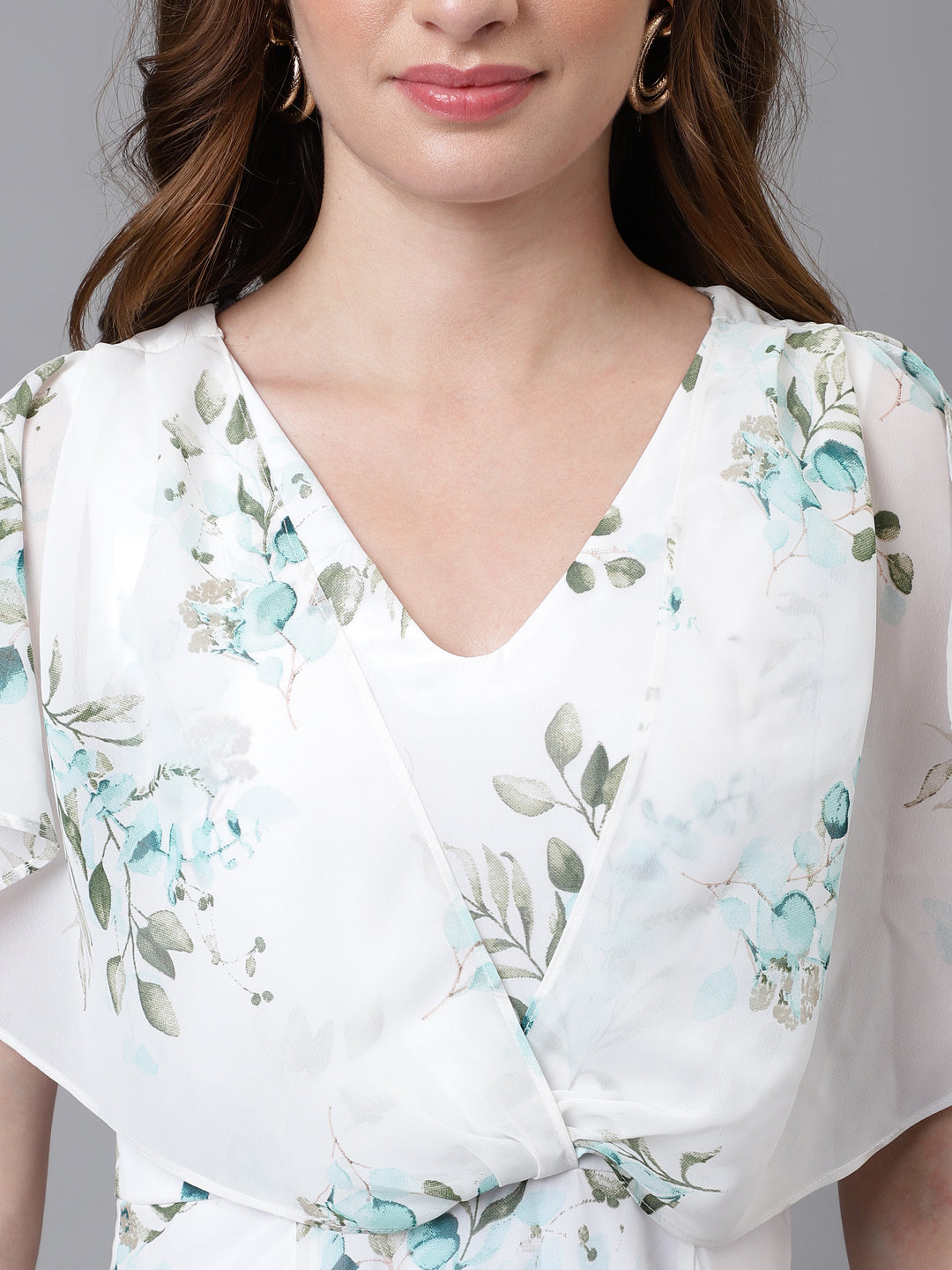 Latin Quarters Women's White Cap Sleeve Printed V-Neck A-Line Casual Dress