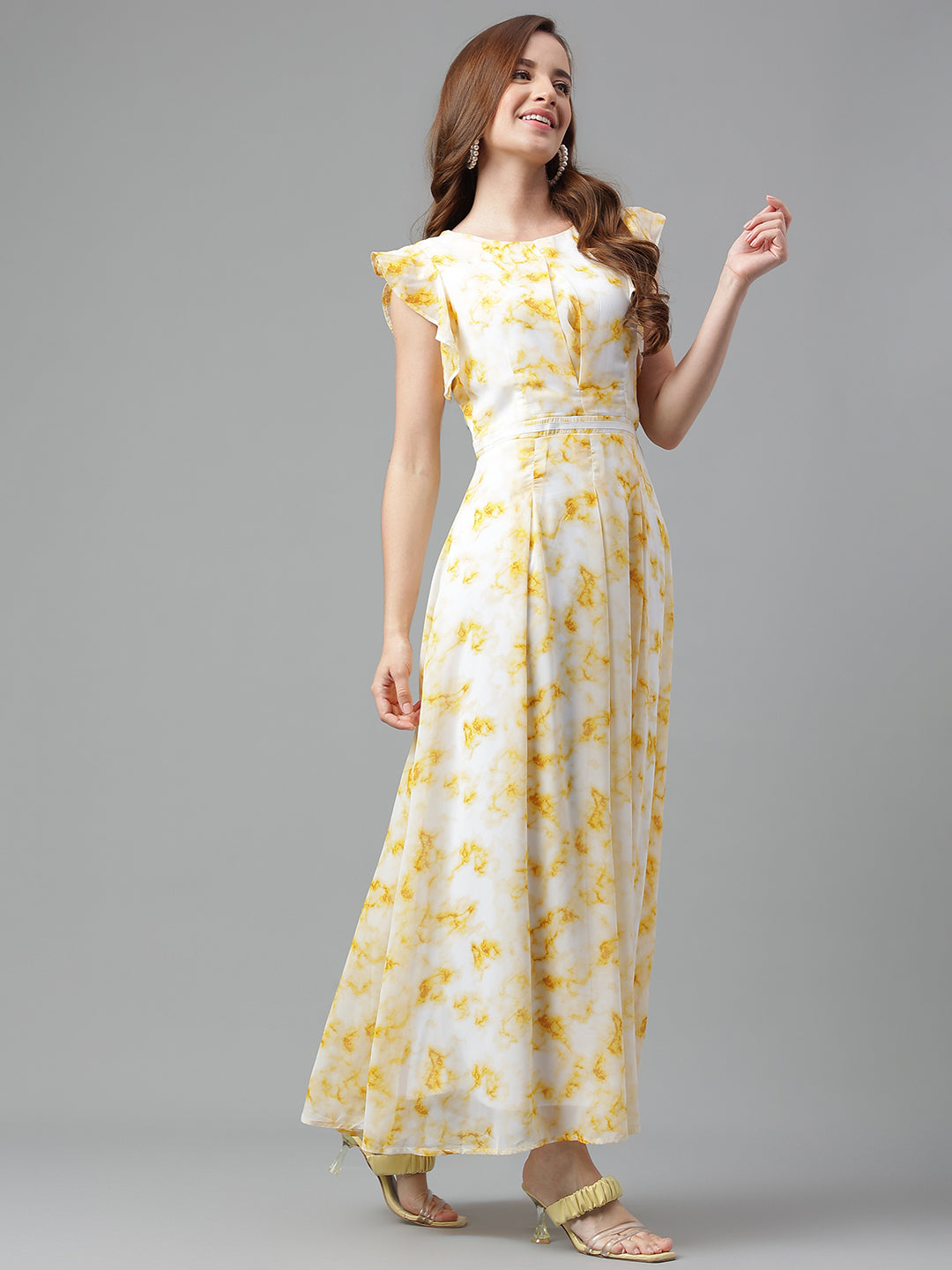 Latin Quarters Women's Yellow Ruffle Sleeve Round Neck Casual Printed Dress