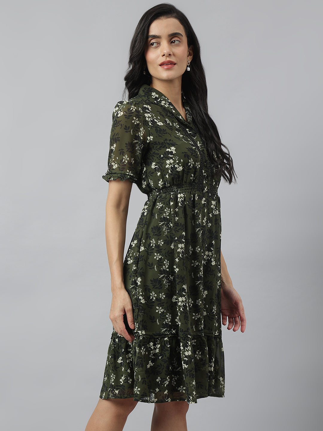 Green Half Sleeve Collared Neck Printed Knee Length Dress For Casual Wear