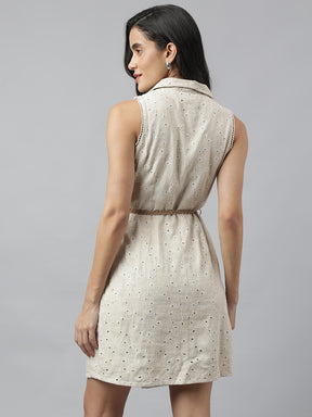 Latin Quarters Women'S Beige Embroidery Collared Sleeveless Shirt Casual Dress