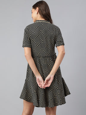 Chic Black Half Sleeve Collar Printed Casual Dress for Effortless Elegance