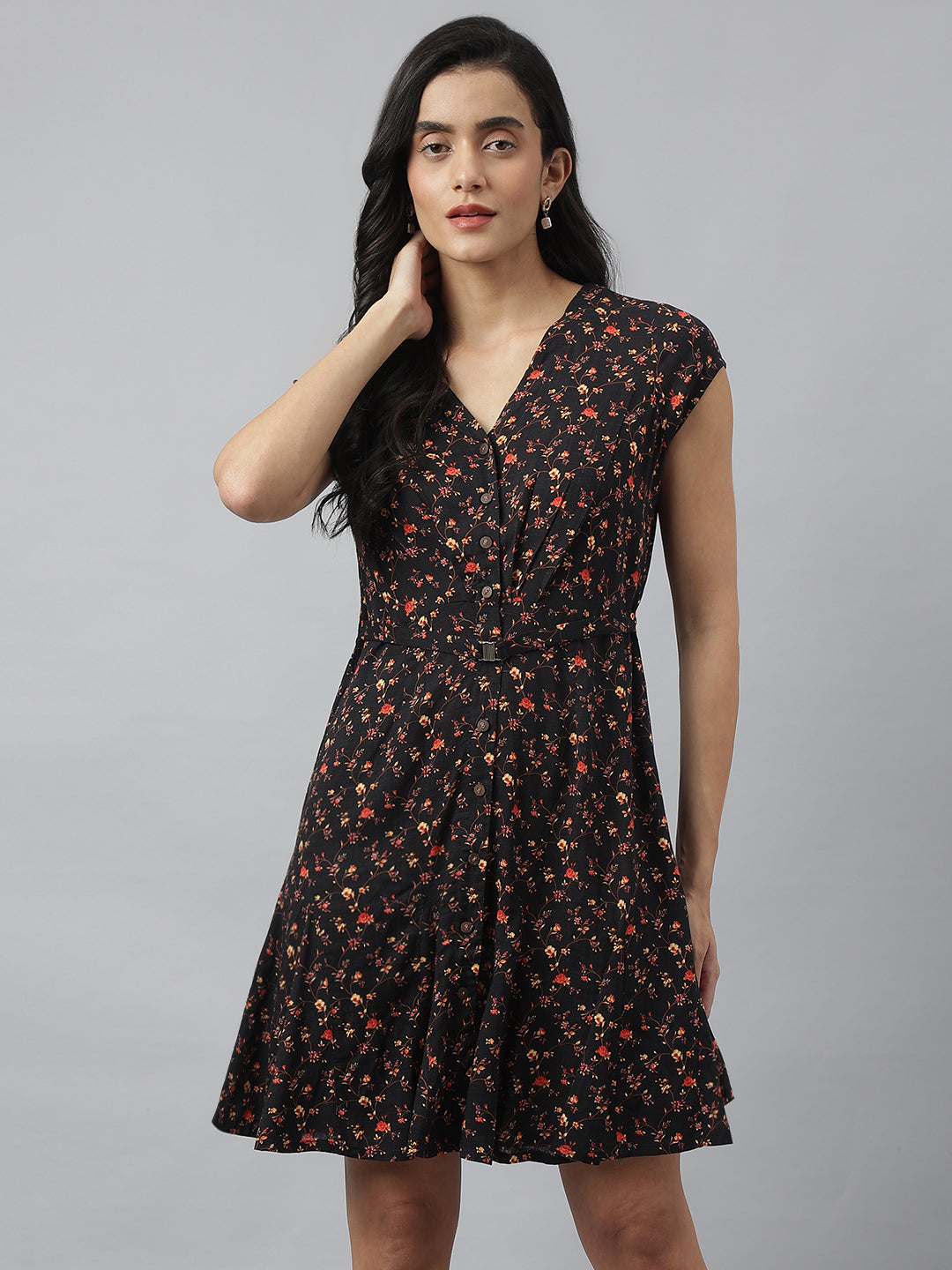 Black Cap Sleeve V-Neck Printed Above Knee Dress For Casual Wear