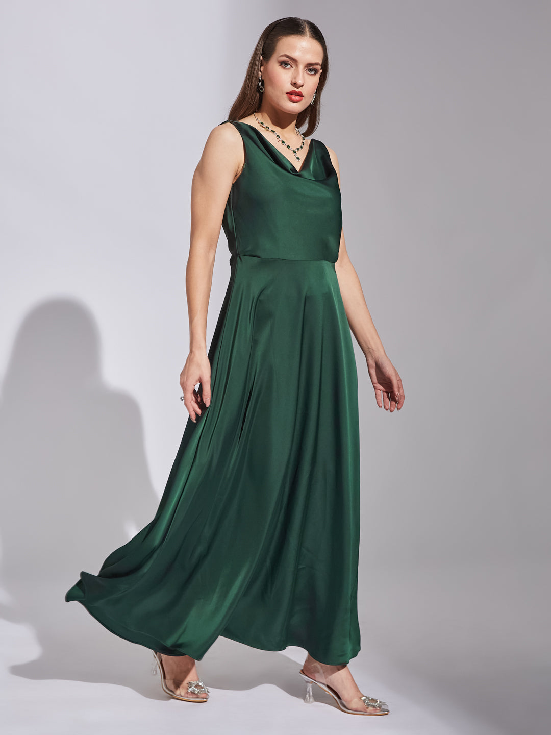 Latin Quarters Women Green V-Neck Sleeveless Solid Dress