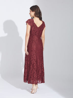 Latin Quarters Women's Maroon Lace Maxi Dress