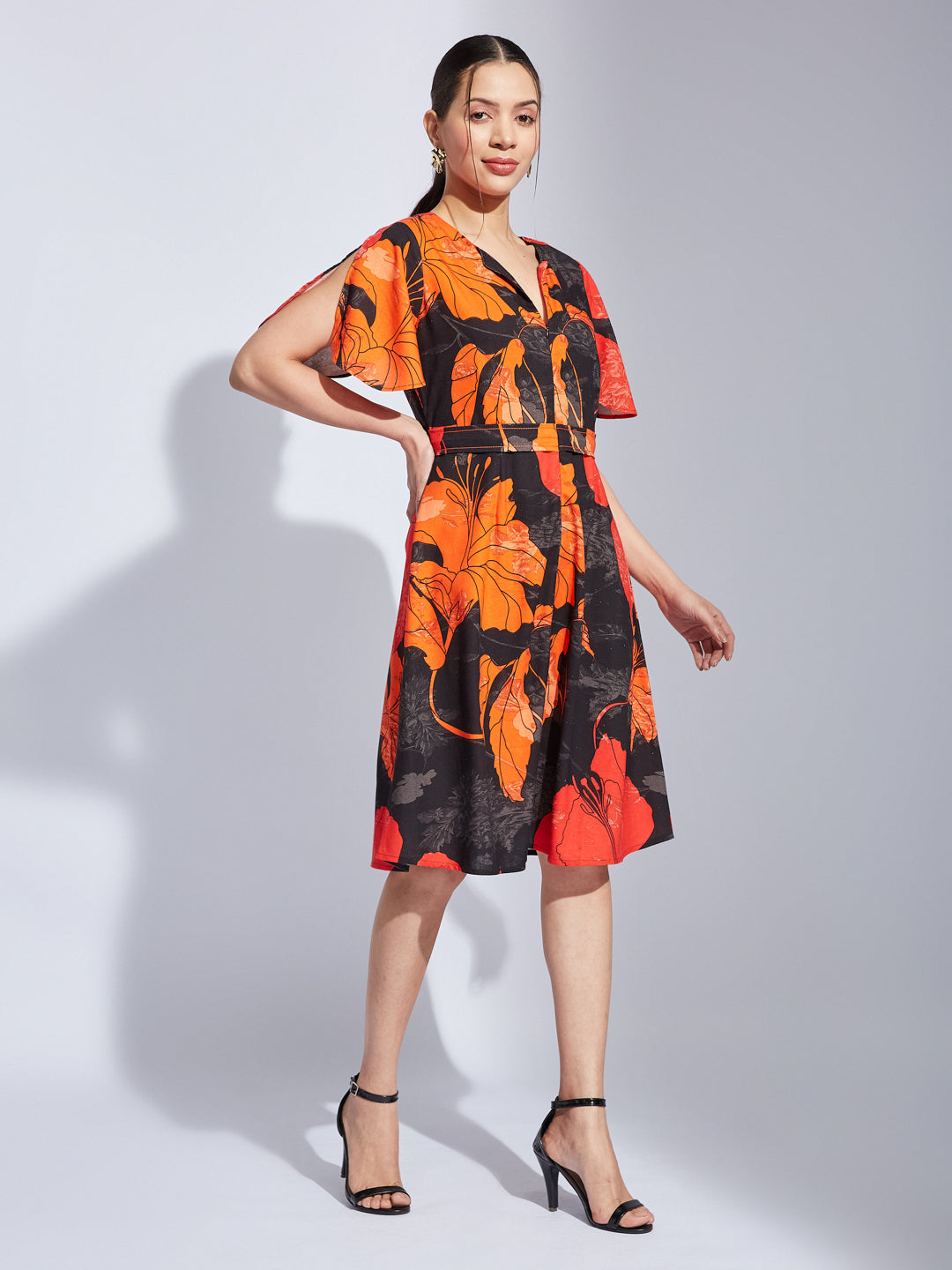 Latin Quarters Women Black V-Neck Short Sleeve Printed A-Line Dress For Casual Wear