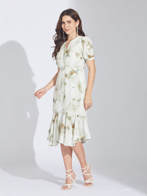 Latin Quarters Women's Green Abstract Print Midi Shirtdress