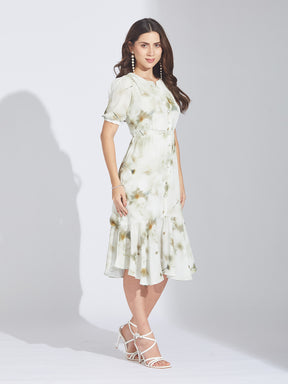Latin Quarters Women's Green Abstract Print Midi Shirtdress