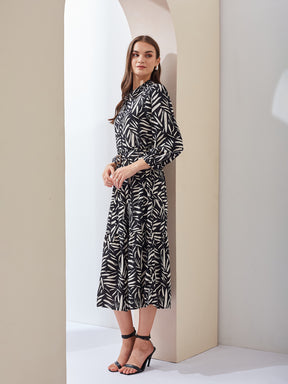 Latin Quarters Women A-Line Black 3/4Th Sleeves Collared Printed Casual Dress