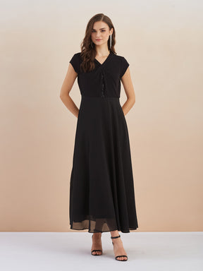 Latin Quarters Women Black Cap Sleeve Flared Maxi Dress for Evening Wear