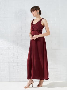 Latin Quarters Women's Maroon Sleeveless V-Neck Solid Party Maxi Dress
