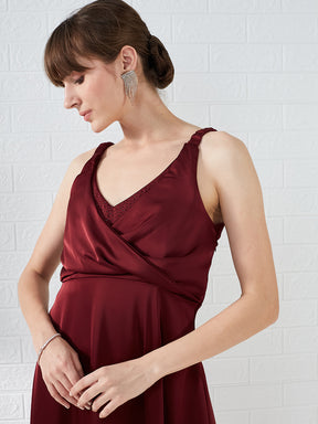 Latin Quarters Women's Maroon Sleeveless V-Neck Solid Party Maxi Dress