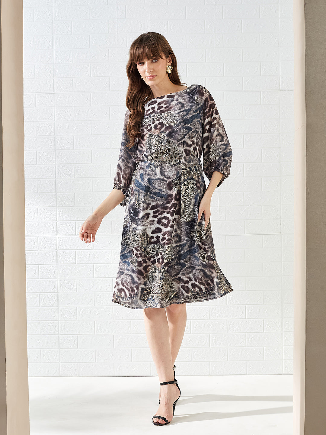Latin Quarters Women's Black 3/4Th Sleeves Boat Neck Printed Casual Knee Length Dress