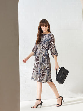 Latin Quarters Women's Black 3/4Th Sleeves Boat Neck Printed Casual Knee Length Dress