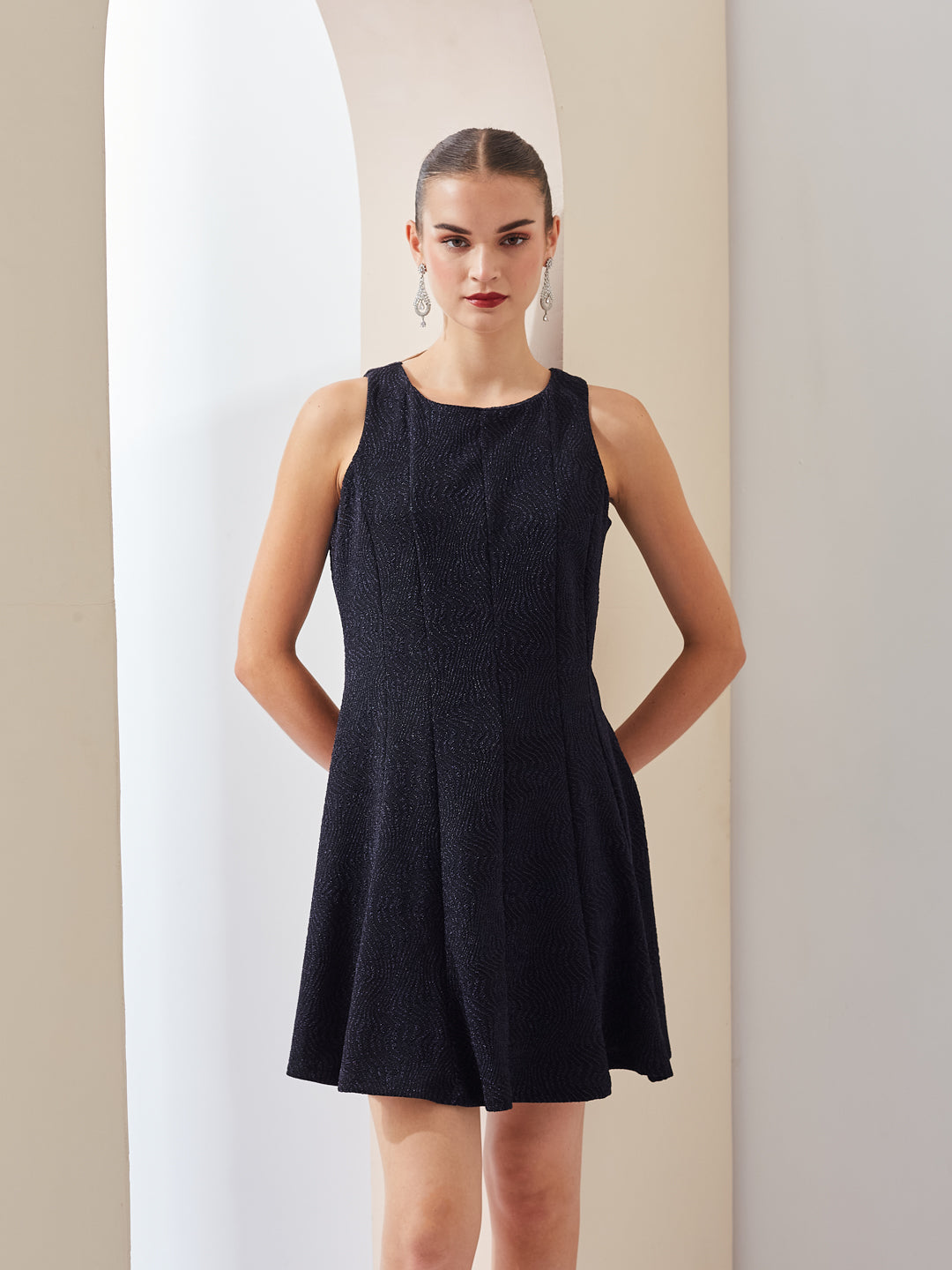 Latin Quarters Women Bodycon Navy Blue Sleevelesss Round Neck Solid Party Dress