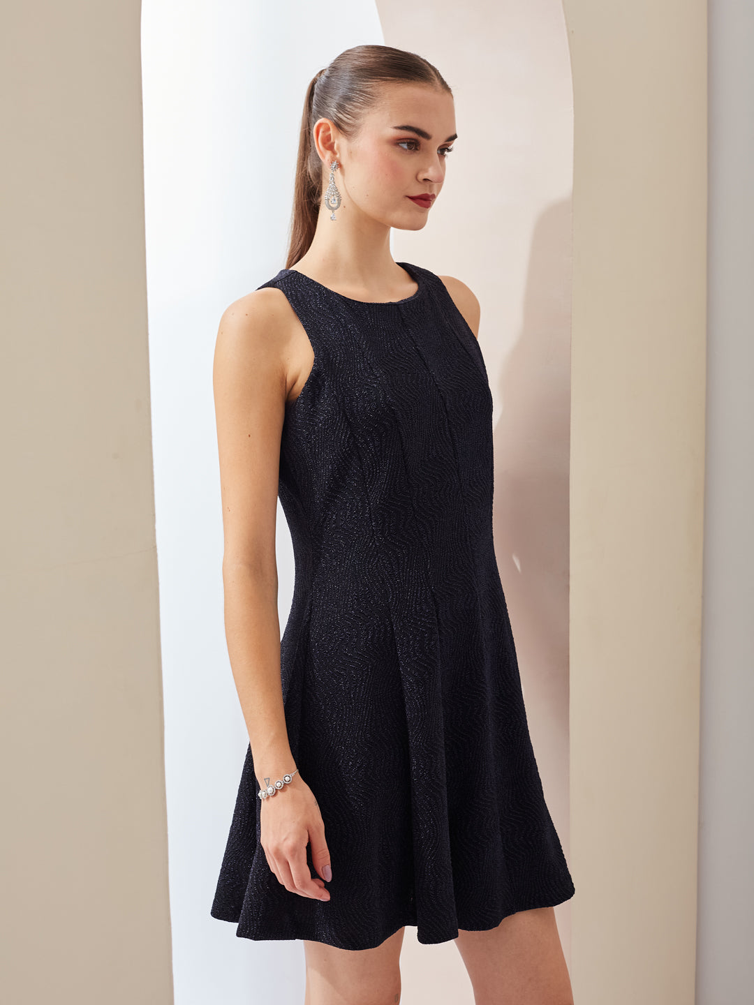 Latin Quarters Women Bodycon Navy Blue Sleevelesss Round Neck Solid Party Dress