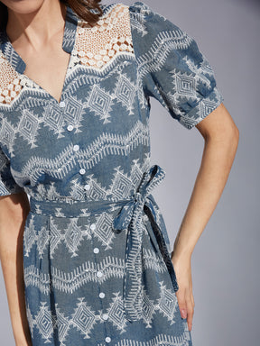Latin Quarters Women'S Blue V-Neck Half Sleeves Embroidery Casual Shirt Dress