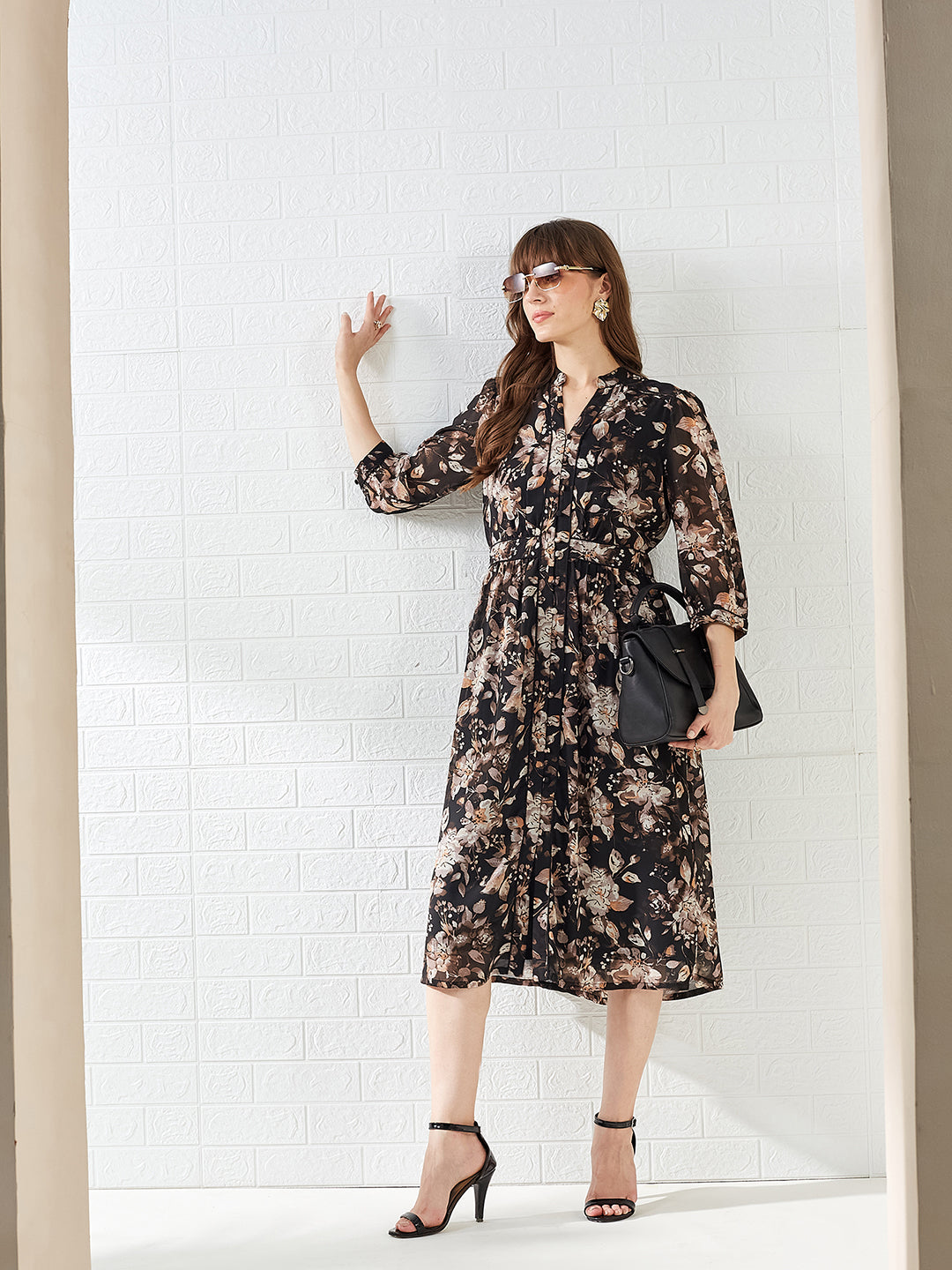 Latin Quarters Women's Black 3/4Th Sleeves Mandarin Collar Printed Casual Midi Dress