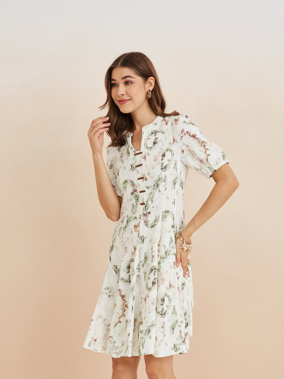Latin Quarters Women'S White Mandarin Neck Half Sleeves Printed Casual A-Line Dress