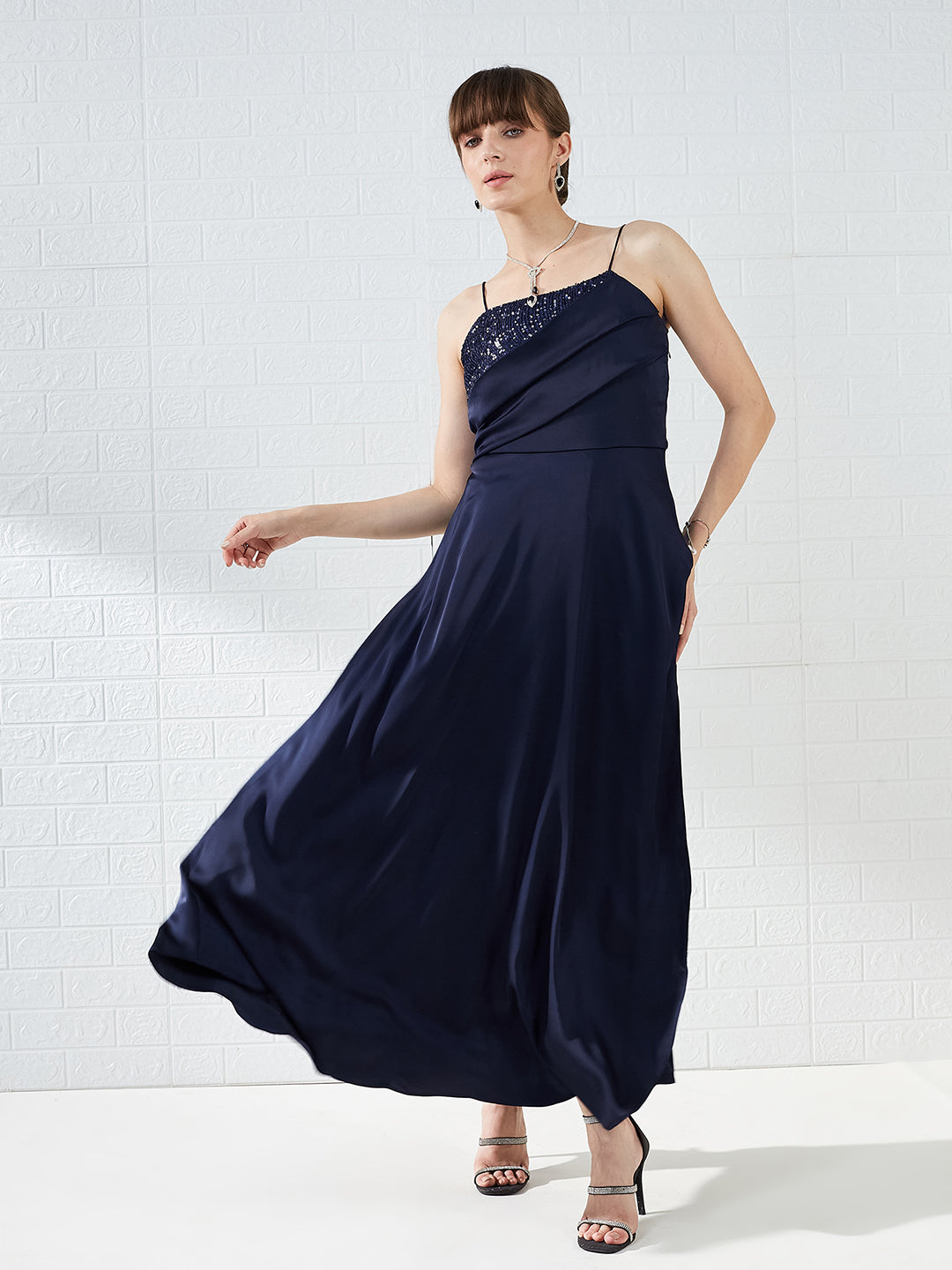 Latin Quarters Women Blue Strappy Sleeves Sweetheart Neck A-line Party Maxi Dress