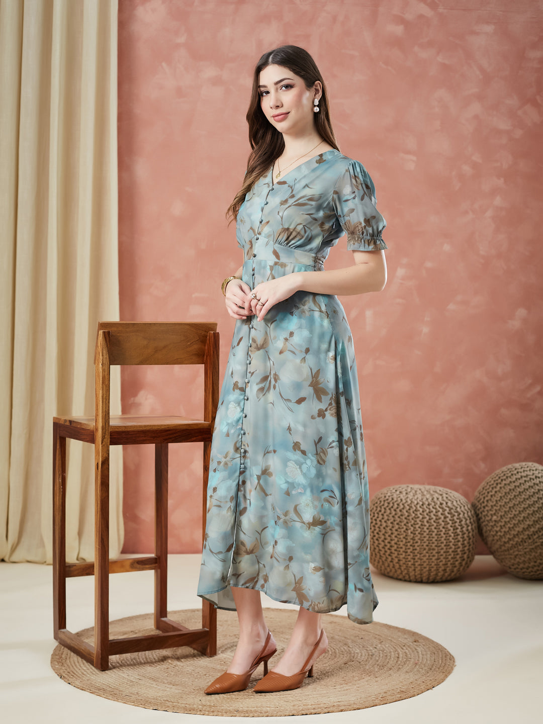 Latin Quarters Women's Green Half Sleeves Printed V-Neck Casual Dress