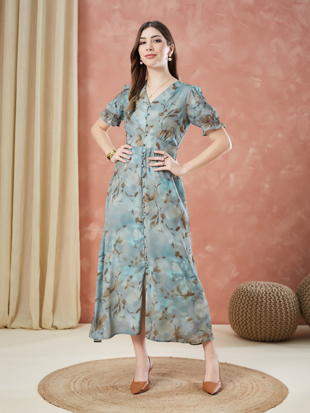 Latin Quarters Women's Green Half Sleeves Printed V-Neck Casual Dress