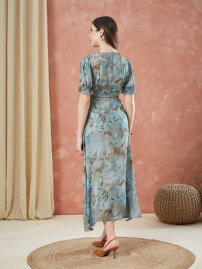 Latin Quarters Women's Green Half Sleeves Printed V-Neck Casual Dress