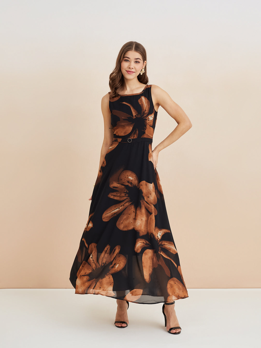 Latin Quarters Women'S Black Round Neck Sleeveless Printed Casual A-Line Dress
