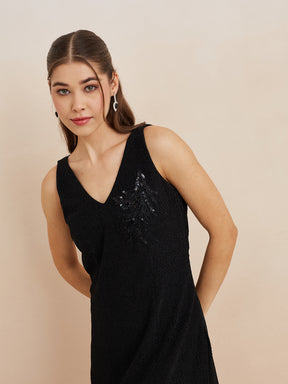 Latin Quarters Women'S Black V-Neck Sleeveless Solid Party Fit & Flare Dress