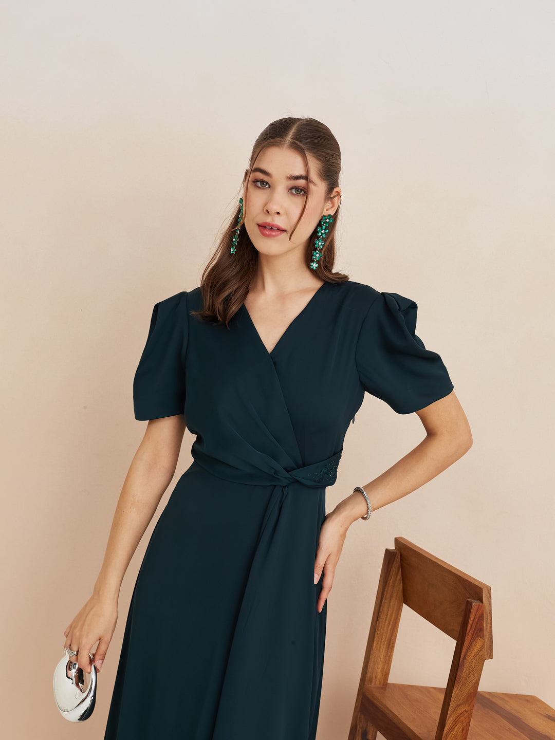 Latin Quarters Women'S Green V-Neck Half Sleeves Solid Party A-line Dress