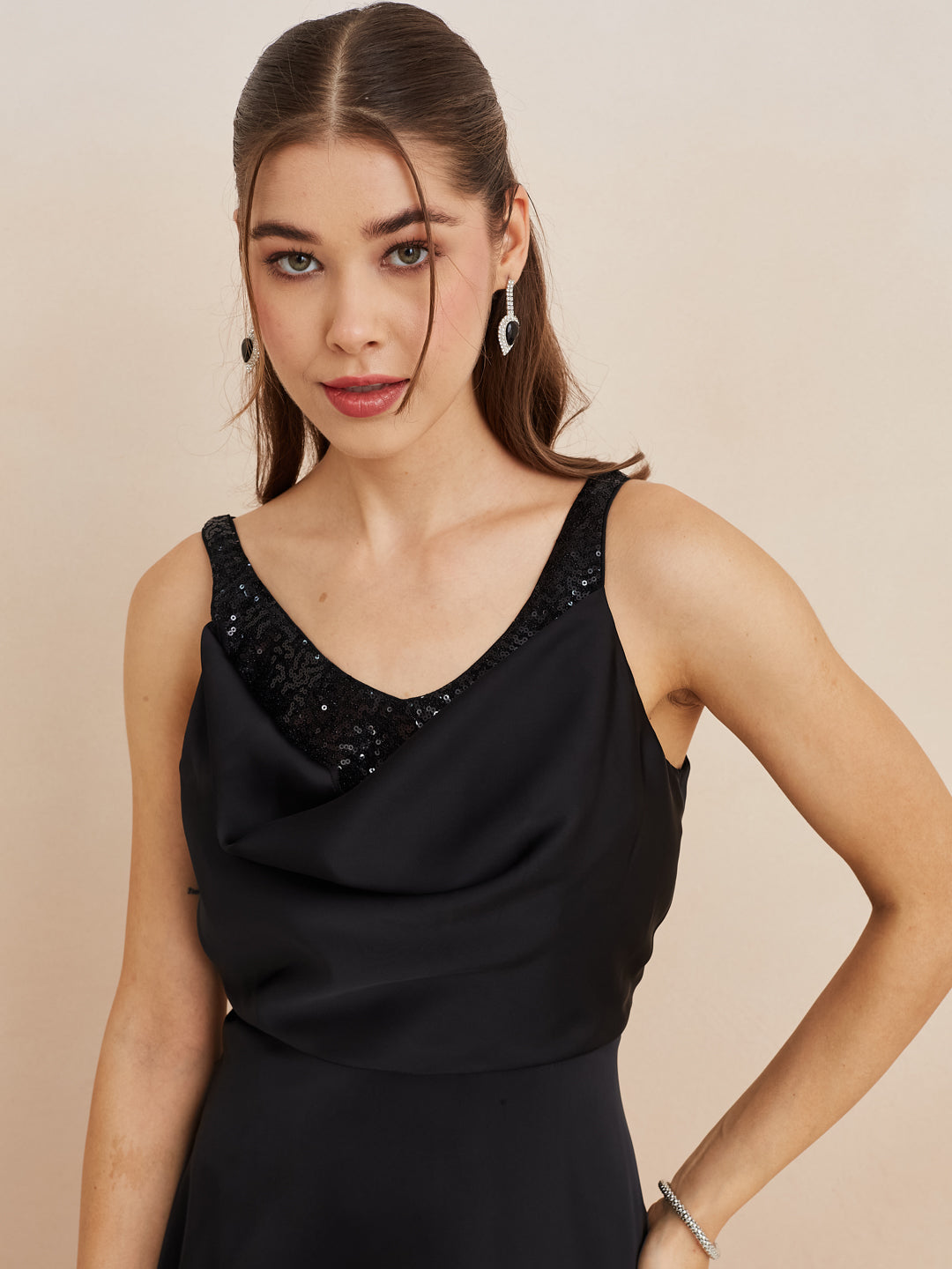 Latin Quarters Women'S Black Cowl Neck Sleeveless Solid Party A-Line Dress