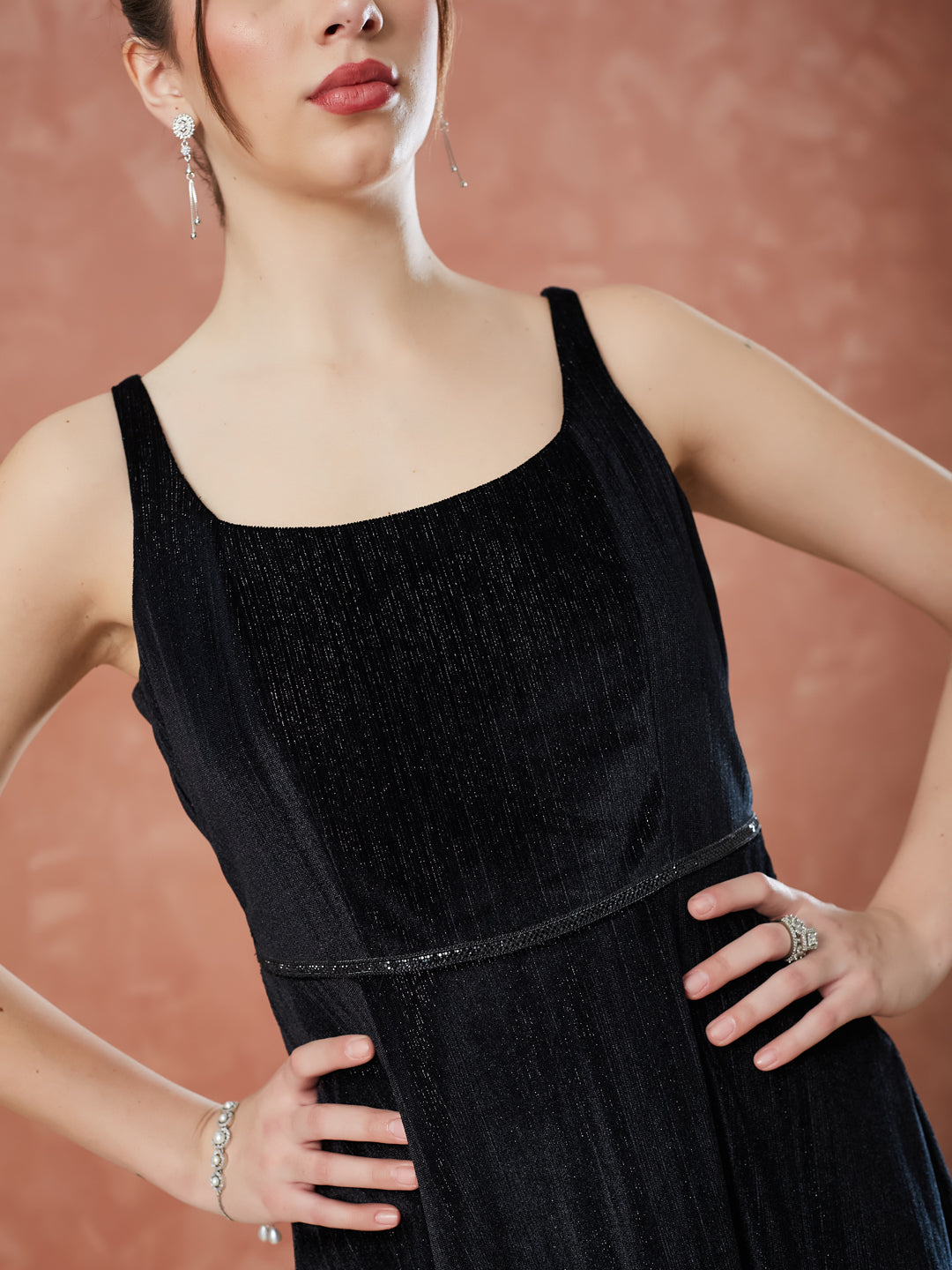 Latin Quarters Women's Black Sleeveless Solid Square Neck Evening Dress