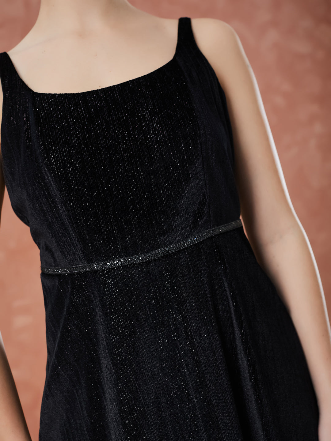 Latin Quarters Women's Black Sleeveless Solid Square Neck Evening Dress