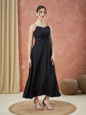 Latin Quarters Women's Black Strap Sleeves Solid Sweatheart Neck Party Dress