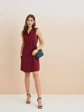 Latin Quarters Women'S Maroon Collar Neck Sleeveless Solid Casual Shirt Dress