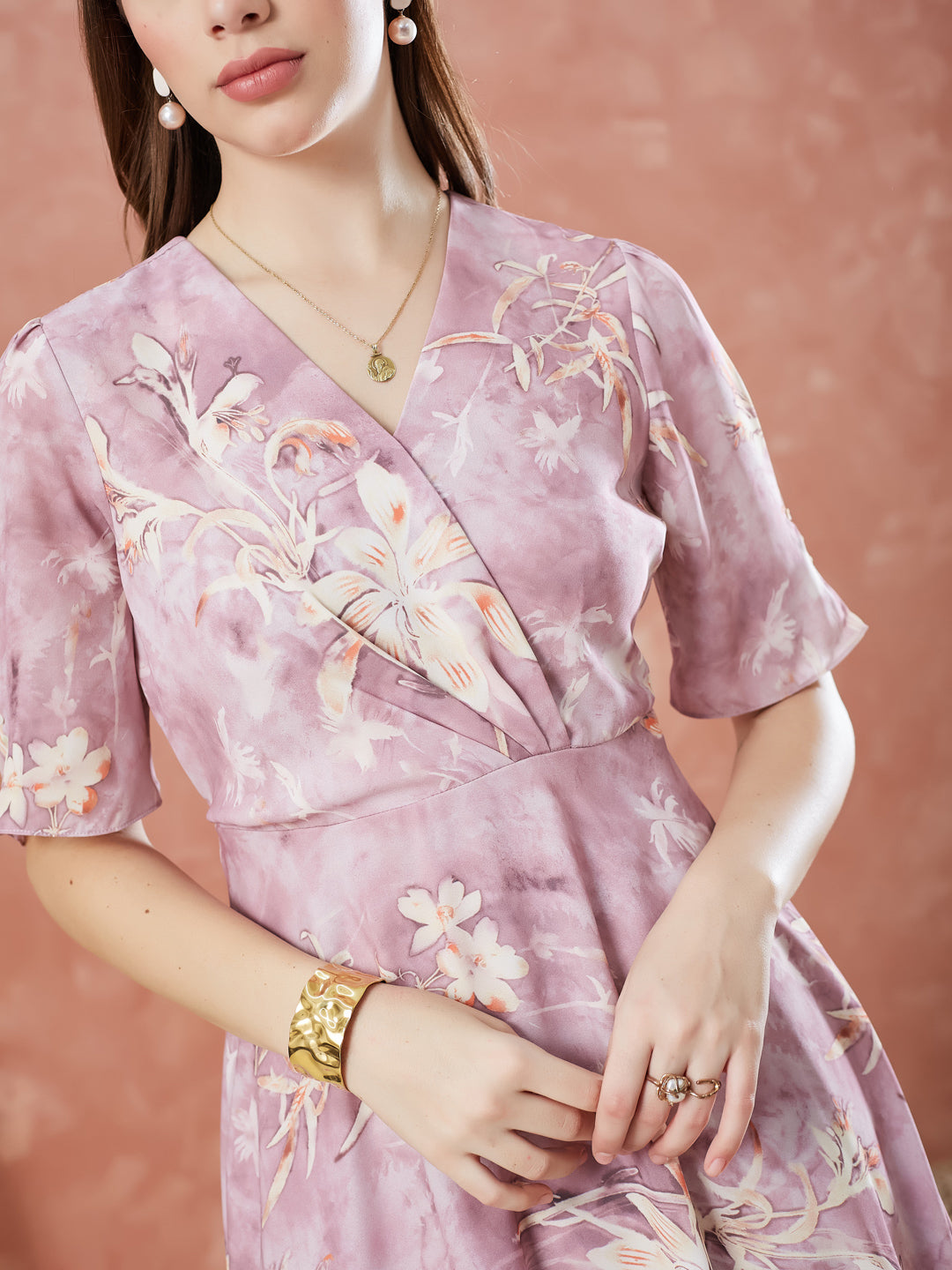 Latin Quarters Women's Pink Half Sleeves Printed V-Neck Casual Dress