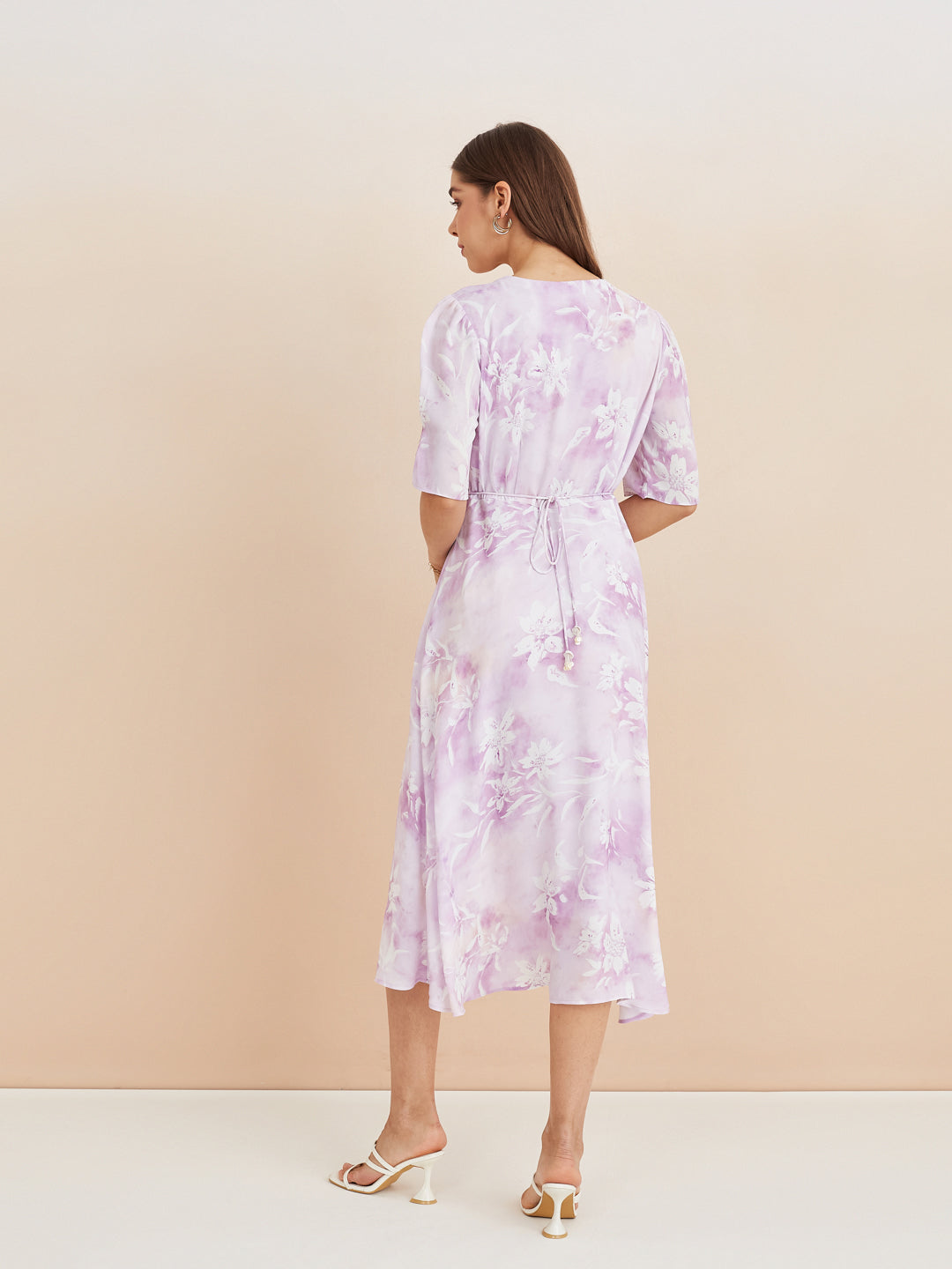 Latin Quarters Women'S Lilac V-Neck Half Sleeves Printed Casual Fit & Flare Dress