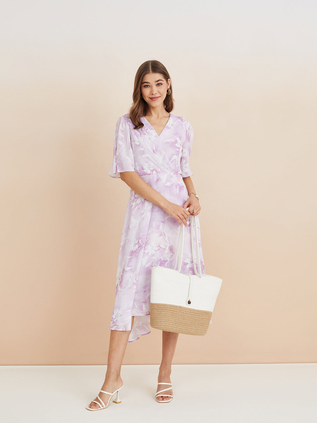 Latin Quarters Women'S Lilac V-Neck Half Sleeves Printed Casual Fit & Flare Dress