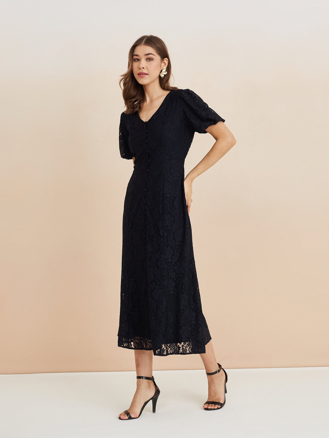 Latin Quarters Women'S Black V-Neck Half Sleeves Lace Party A-Line Dress